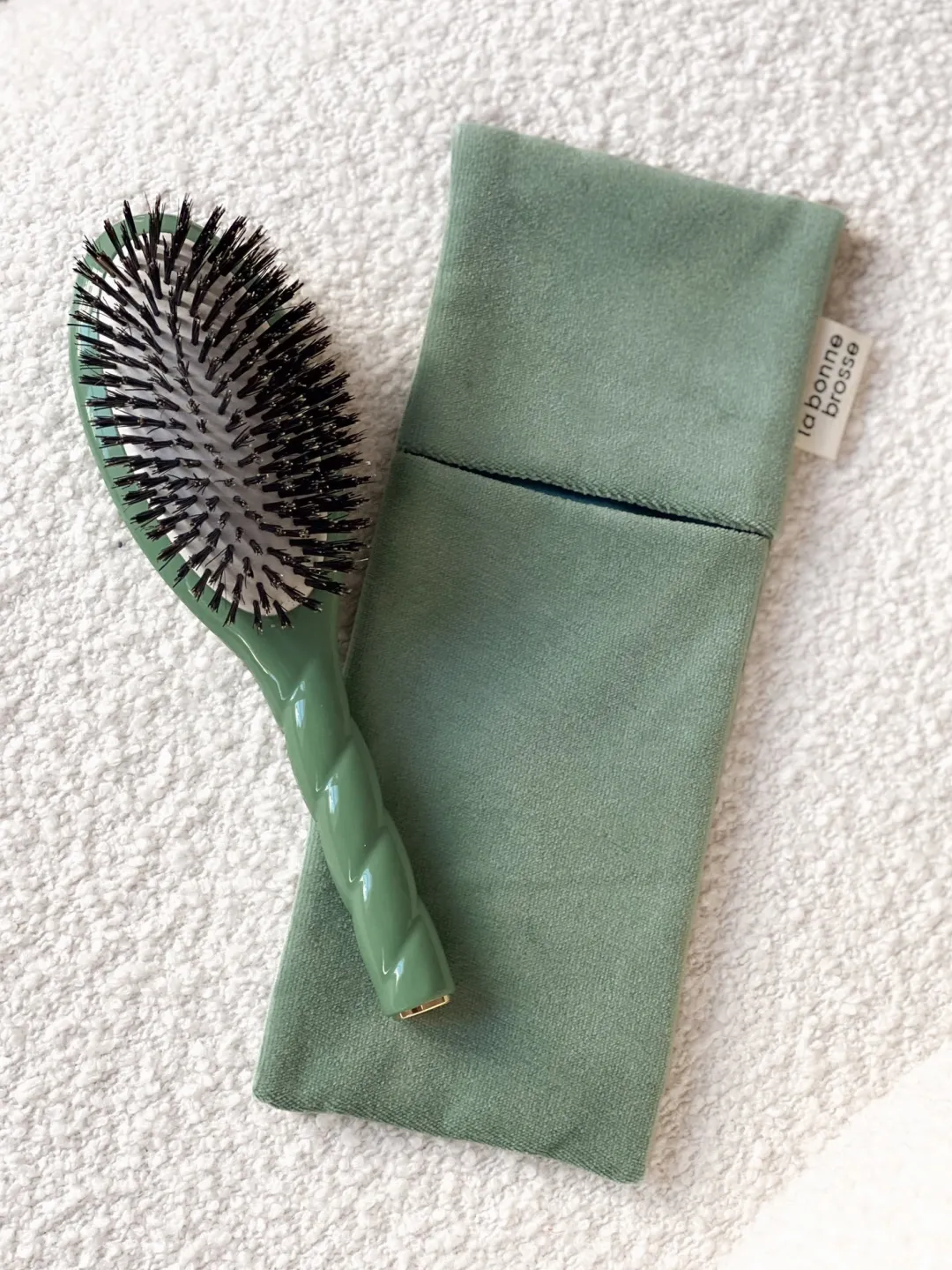 La Bonne Brosse Our Pouches*Large Hair Brush’ Pouch Almond Green