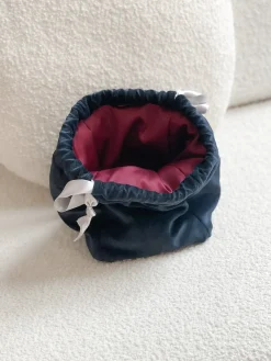 La Bonne Brosse Our Pouches|Our Accessories*Midnight Blue Velvet Pouch