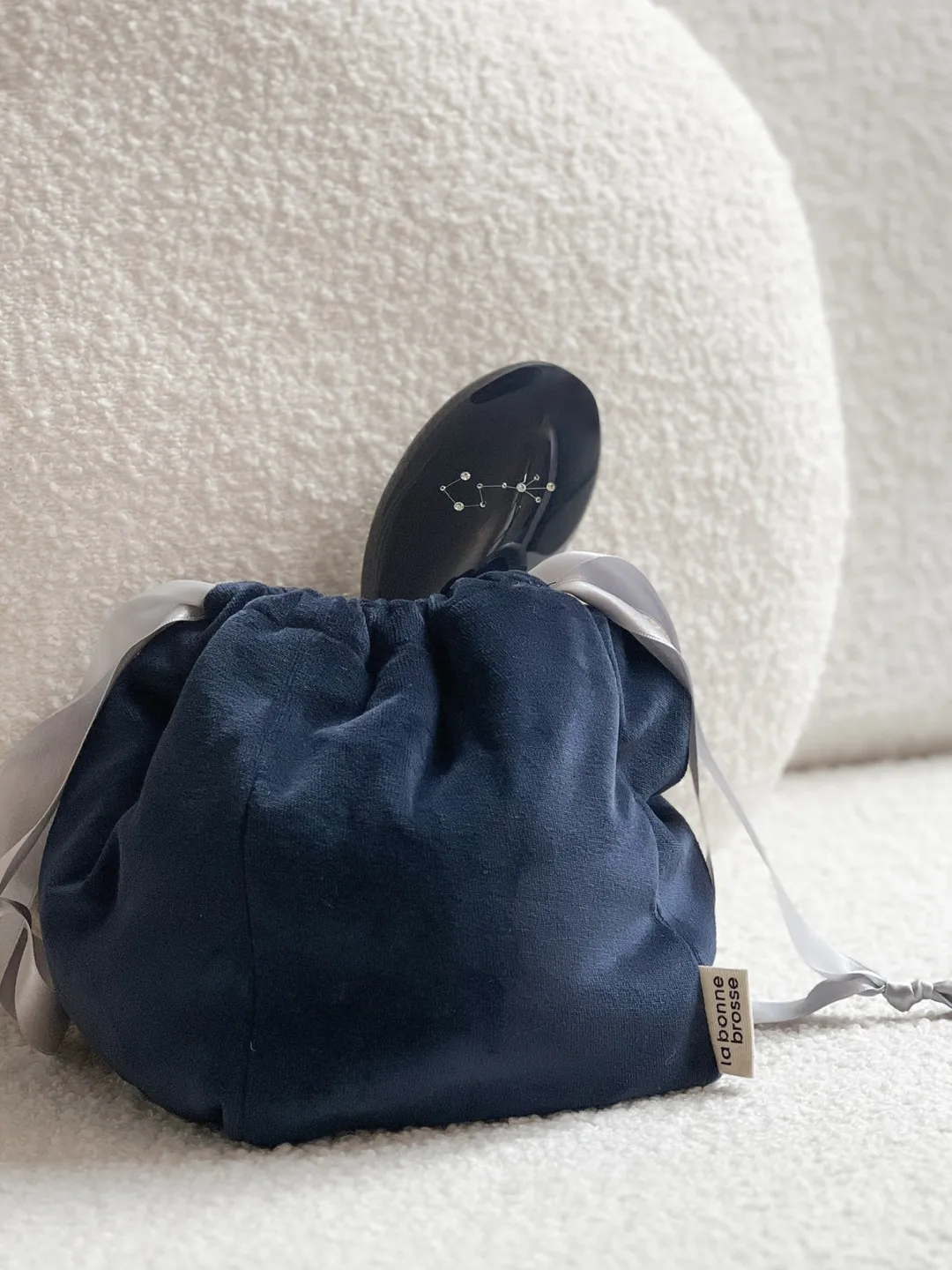 La Bonne Brosse Our Pouches|Our Accessories*Midnight Blue Velvet Pouch