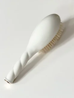 La Bonne Brosse Our Hair Brushes|Our Baby Hair Brushes*N.06 The Baby Hair Brush MY FIRST BRUSH Creamy White