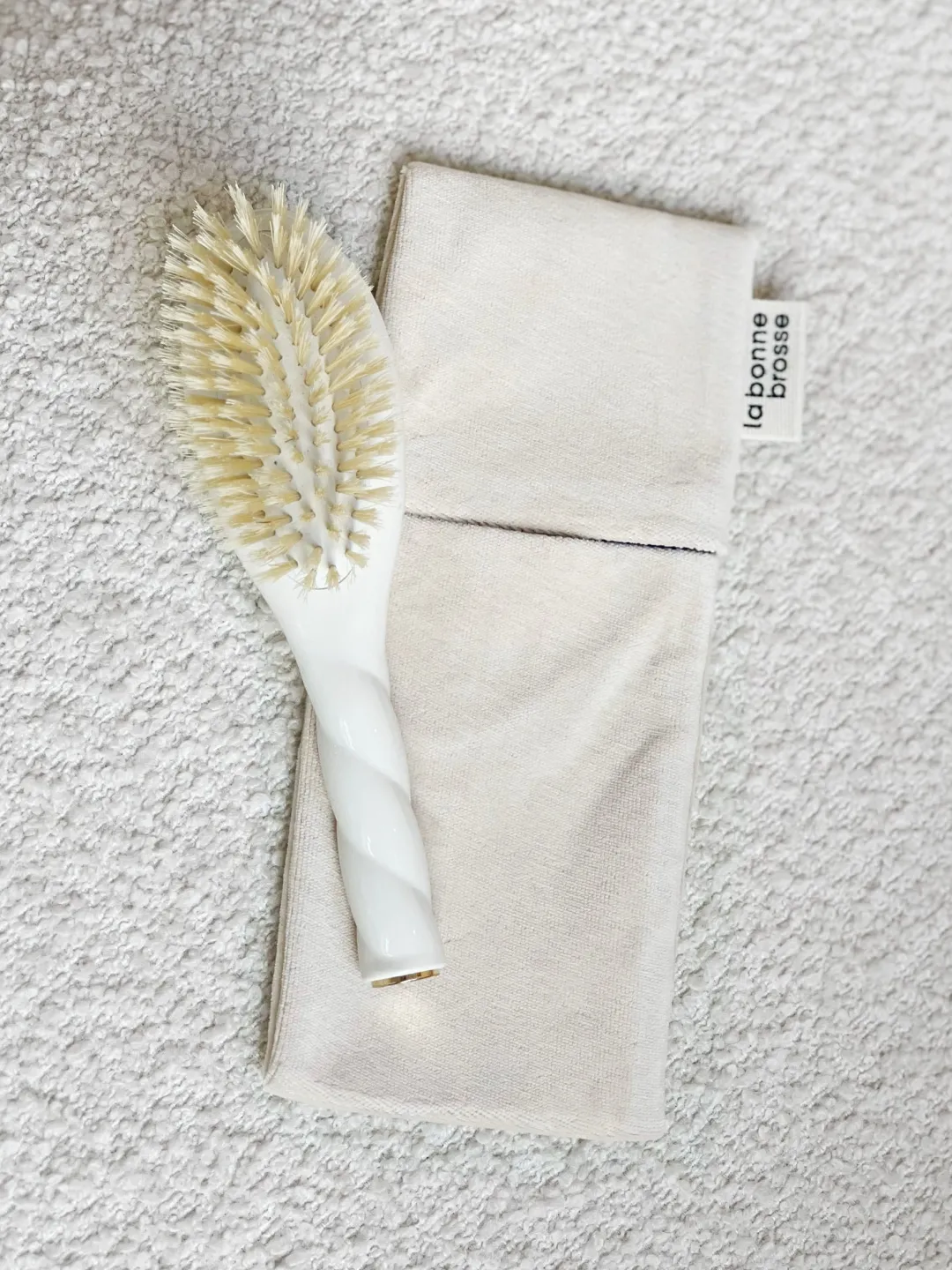 La Bonne Brosse Our Hair Brushes|Our Baby Hair Brushes*N.06 The Baby Hair Brush MY FIRST BRUSH Creamy White