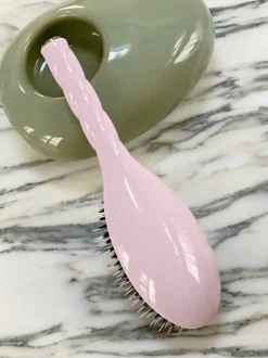 La Bonne Brosse Our Hair Brushes*N.02 The Care & Detangling Hair Brush THE ESSENTIAL Pink