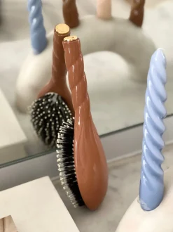 La Bonne Brosse Our Hair Brushes*N.03 The Gentle Scalp Care Hair Brush THE ESSENTIAL SOFTNESS Terracotta