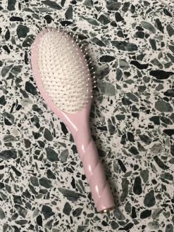 La Bonne Brosse Our Hair Brushes*N.04 The Massaging Detangling Hair Brush THE MIRACLE Pink