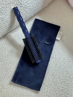 La Bonne Brosse Our Round Styling Hair Brushes*N.05 The Round Hair Brush VOLUME & STYLE Blueberry
