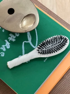 La Bonne Brosse Our Hair Brushes|Our Small Brushes*N.02 The Small Care & Detangling Hair Brush THE ESSENTIAL Creamy White