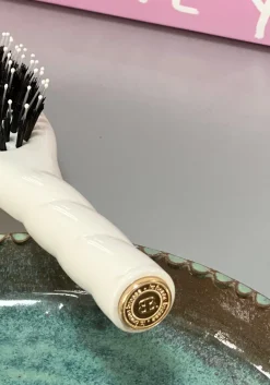 La Bonne Brosse Our Hair Brushes|Our Small Brushes*N.03 The Small Gentle Scalp Care Hair Brush THE ESSENTIAL SOFTNESS Creamy White