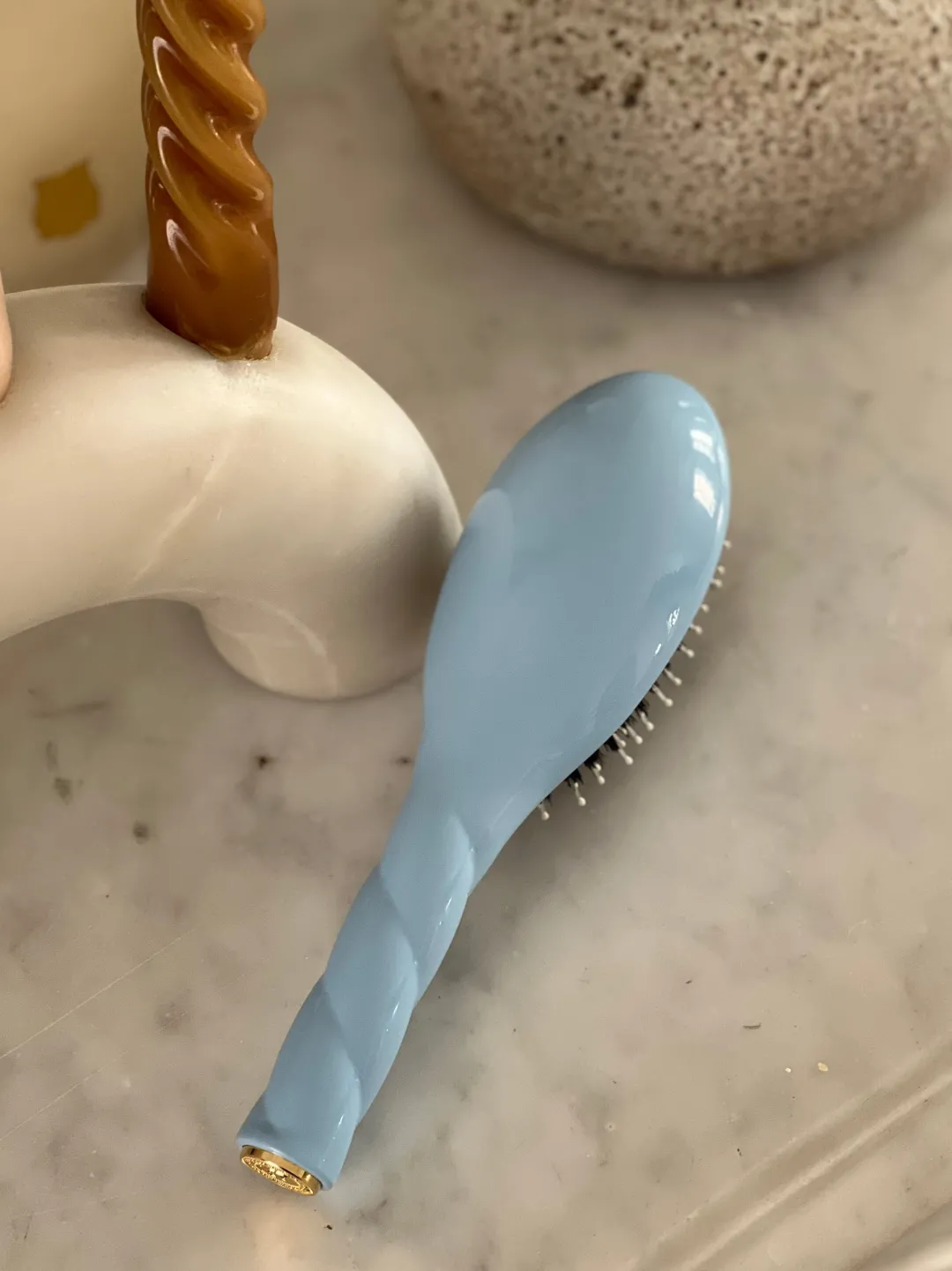 La Bonne Brosse Our Hair Brushes|Our Small Brushes*N.03 The Small Gentle Scalp Care Hair Brush THE ESSENTIAL SOFTNESS Light Blue