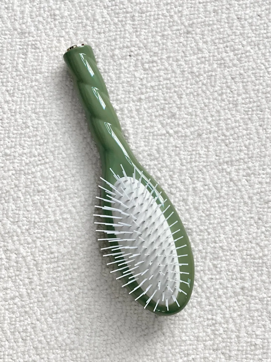 La Bonne Brosse Our Hair Brushes|Our Small Brushes*N.07 The Small Stimulating & Detangling Hair Brush THE INTENSE Almond Green