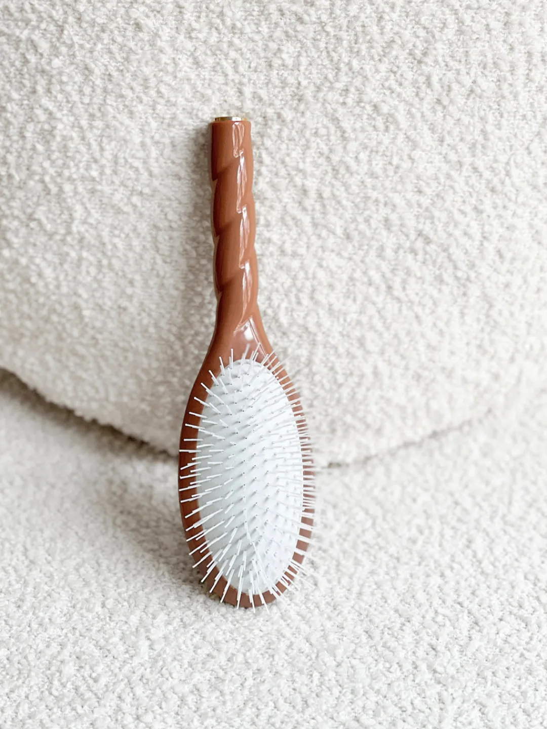 La Bonne Brosse Our Hair Brushes*N.07 The Stimulating & Detangling Hair Brush THE INTENSE Terracotta