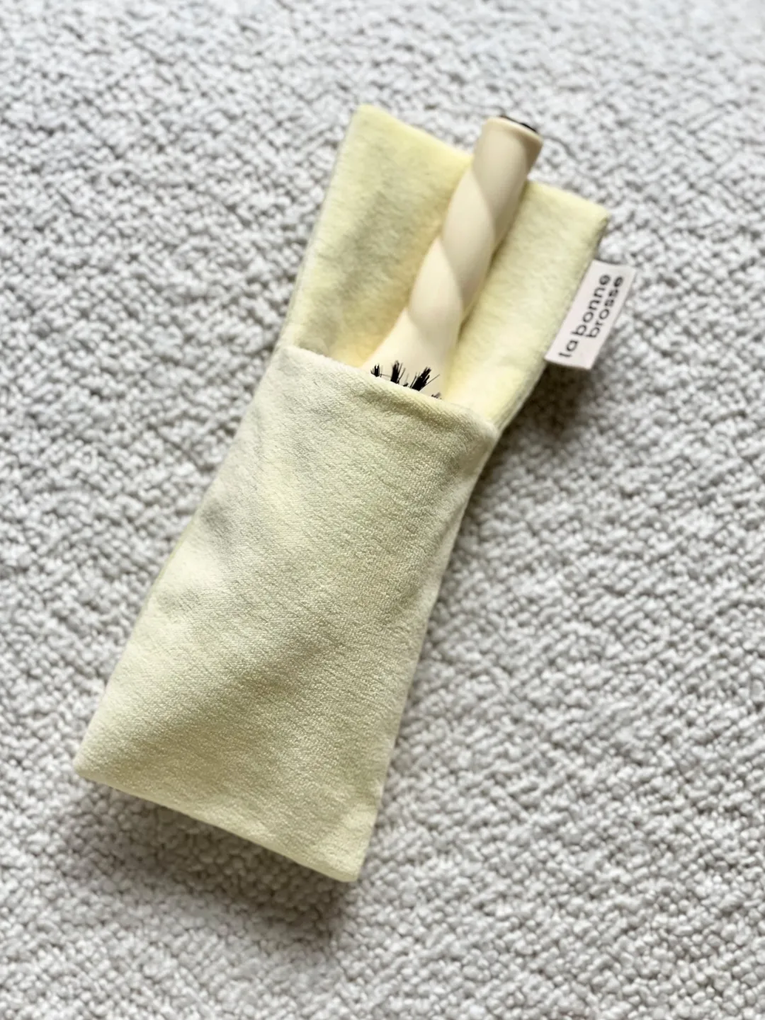 La Bonne Brosse Our Pouches|Our Cair Ritual*‘Small Hair Brush’ Pouch Ivory Cair