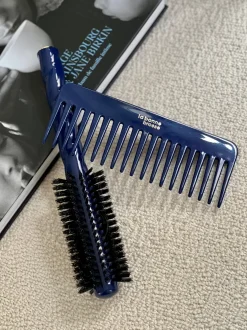 La Bonne Brosse Our Round Styling Hair Brushes|Our Detangling Combs*The Large Detangling Comb in Acetate Blueberry